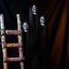Хэллоуин висит призрак скелет голова с длинными волосами красный мигающий глаз ужас фото реквизит для дома сад украшение для вечеринки на открытом воздухе