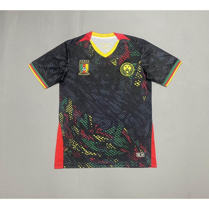 26 World Cup jerseys Paris Bayern Milan Real Madrid Leverkusen Barcelona Fiorentina Betis Lyon Ball