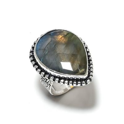 Кольцо из серебра 925 пробы с натуральным лабрадоритом, размер 10, a0y52