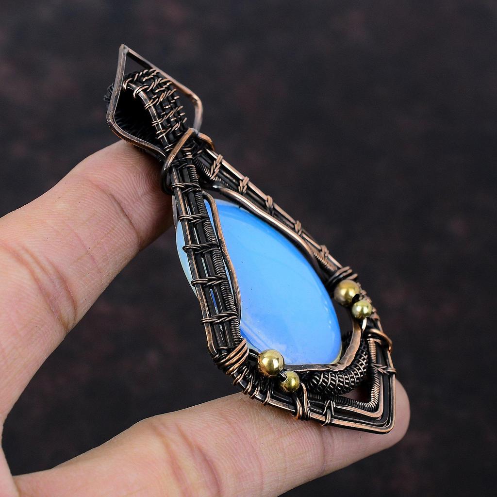 Подвеска из молочного опала, обернутая медной проволокой, подвеска ручной работы, ювелирное изделие из молочного опала, подвеска из драгоценных камней, обернутая медной проволокой, подарок на помолвку