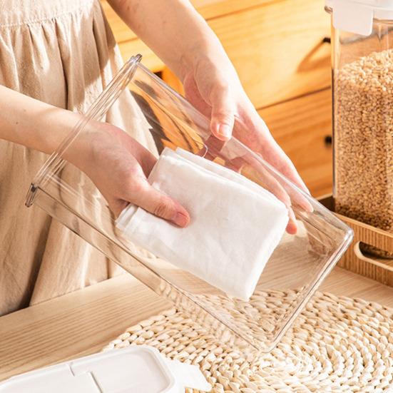 Airtight Food Storage Container Food Grade BPA Free Leak-Resistant Stackable Design Transparent Grains Dry Foods Storage Jar