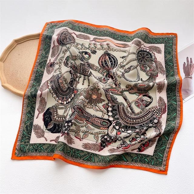 Дизайнерский велюровый квадратный шарф для женщин, шейный платок, галстук, модный маленький клетчатый шарф для волос на запястьях, новый платок, бандана 