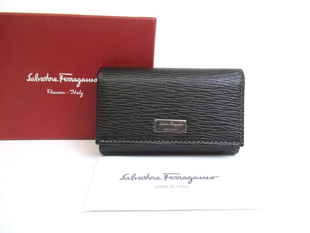 Authentic Salvatore Ferragamo Black Leather Silver H/W 6Pics Key Case #a704 Refurbished