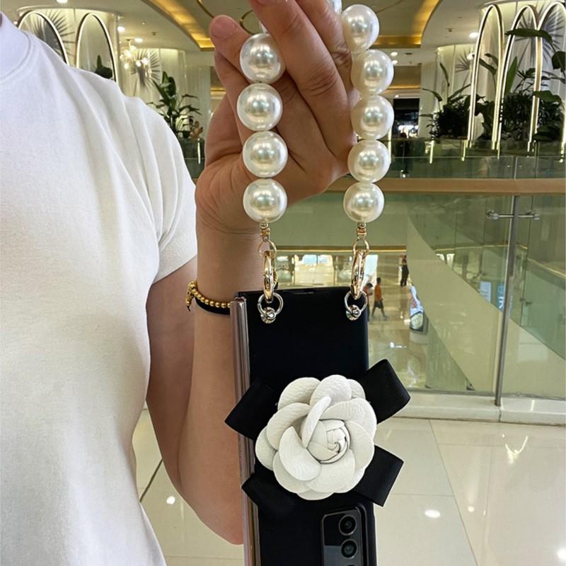 For Samsung Galaxy Z Fold 3 2 5g Diy Luxury Cortex Camellia Flower Portable Big Pearl Hand Chain Black Skin Case Cover Zfold4