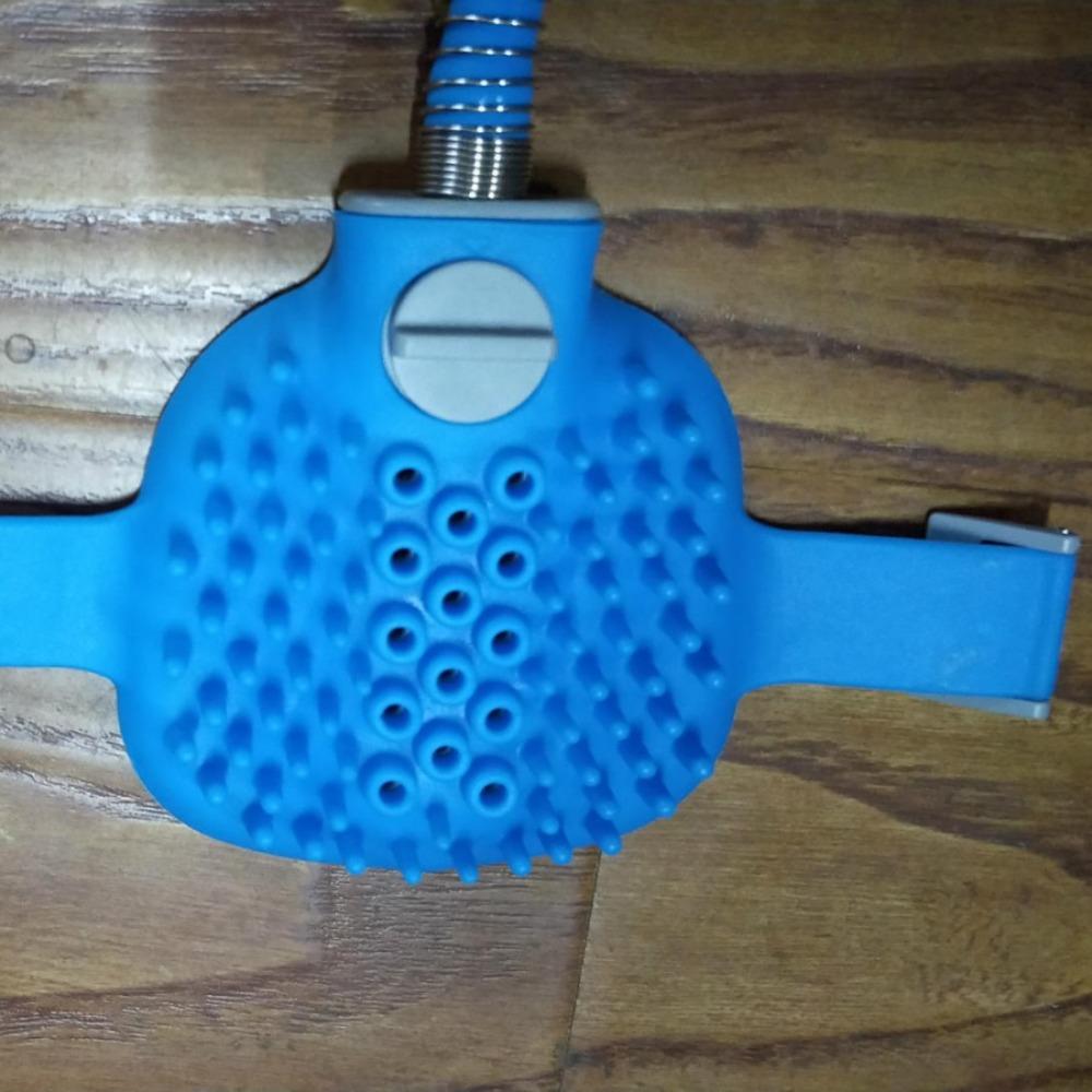 Pet Bath Dog Washer, Cat Dog Shower Bath Massage Silicone Dog Washer