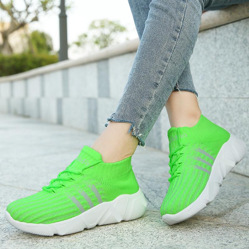 Бык властный трехшаговый танец шаффл осенние новые танцевальные туфли танцевальные туфли на мягкой подошве высокоэластичные туфли для квадратных танцев 21153