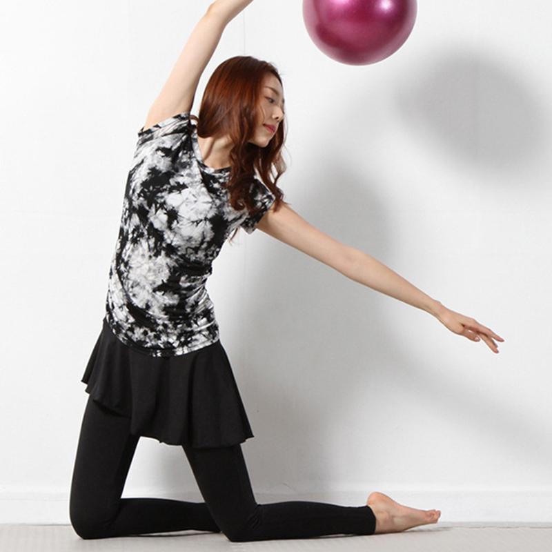 Женские поддельные двухкусочные брюки с юбкой, черные брюки для йоги, быстросохнущие дышащие спортивные брюки для бега, фитнеса