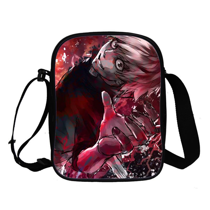 Сумка-мессенджер для подростков Tokyo Ghoul, выполненная методом 3D-печати в полноцветном режиме, с двумя плечевыми лямками.