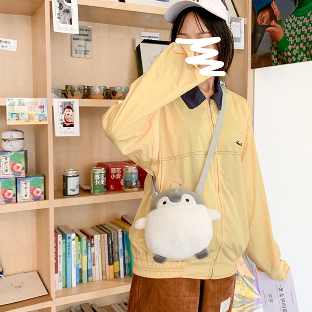Portable Penguin Messenger Bag Korean Style Funny Crossbody Bag Travel Plush Shoulder Bag Children