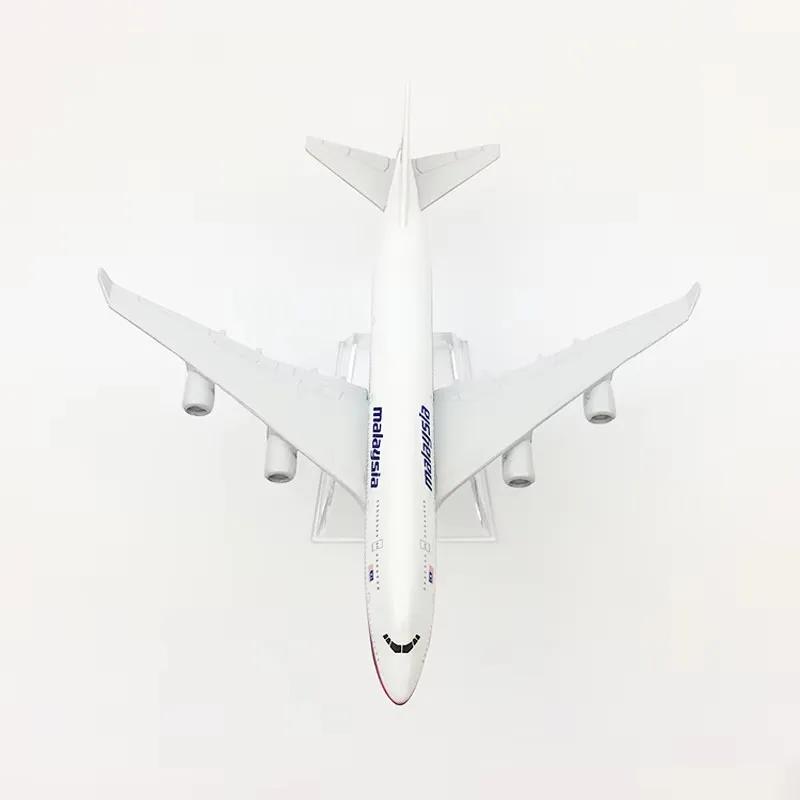 Модель самолета 16 см 1:Масштаб 400 Модель самолета из сплава Boeing 747 Malaysia airlines B747 с подставкой для самолета Коллекционный подарок для демонстрации