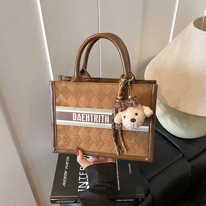 Сумка премиум-класса в стиле ретро большой вместимости женская 2025 новая универсальная сумка-мессенджер для通勤 модная сумка-тоут