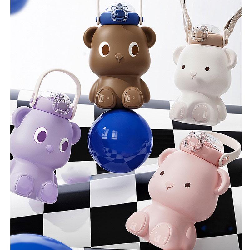 Милая бутылка для воды в виде медведя со ремешком и ручкой, большая емкость, откидная крышка, идеально подходит для девочек и студентов