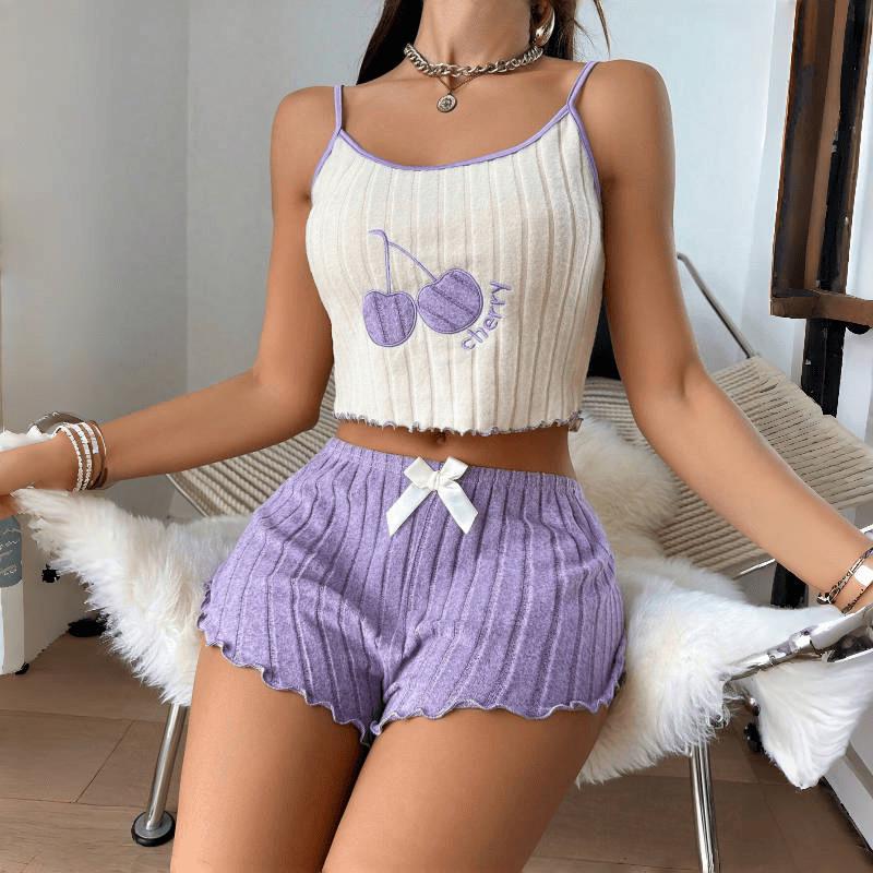 Женский пижамный комплект с вышивкой: Камисоль и шорты с бантиком