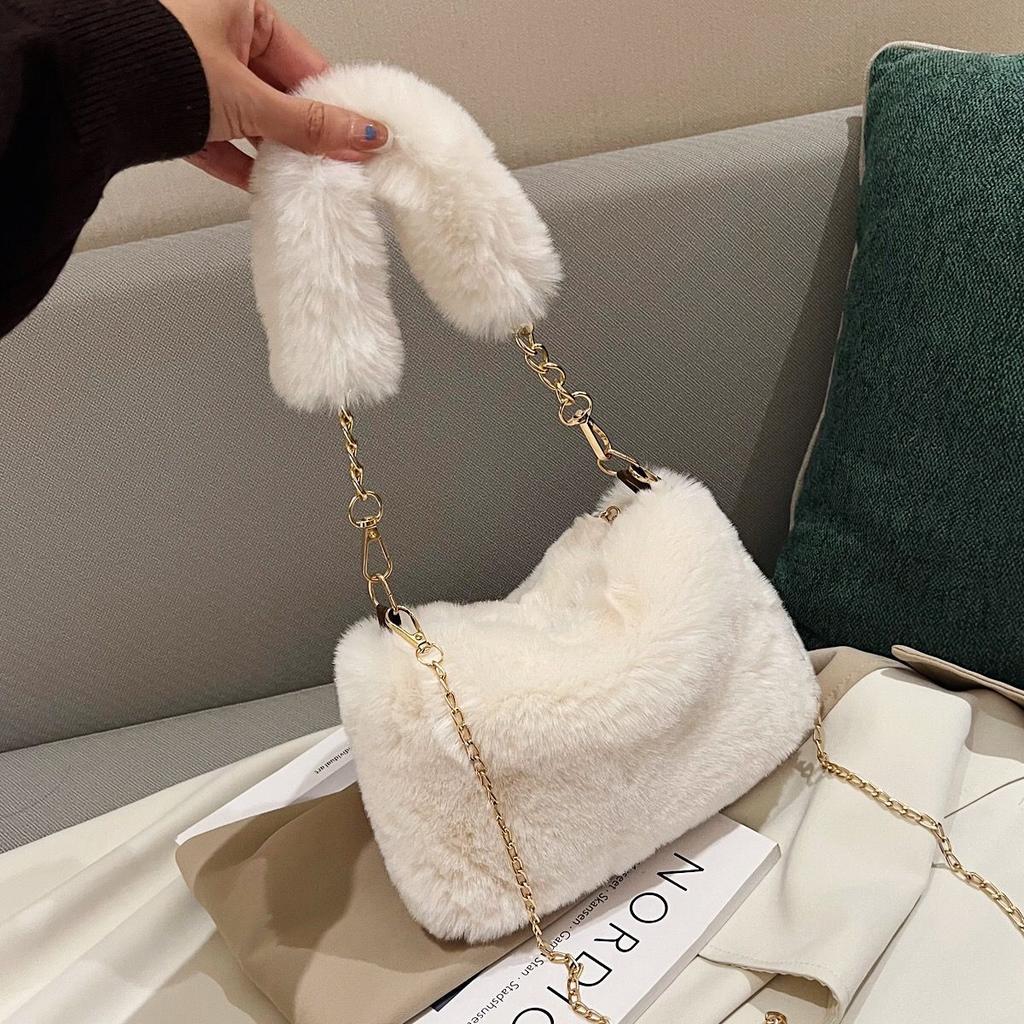 New Plush Bag Fashionable Women's Niche Chain Messenger Bag Fashionable Portable Cute Small Square Bag