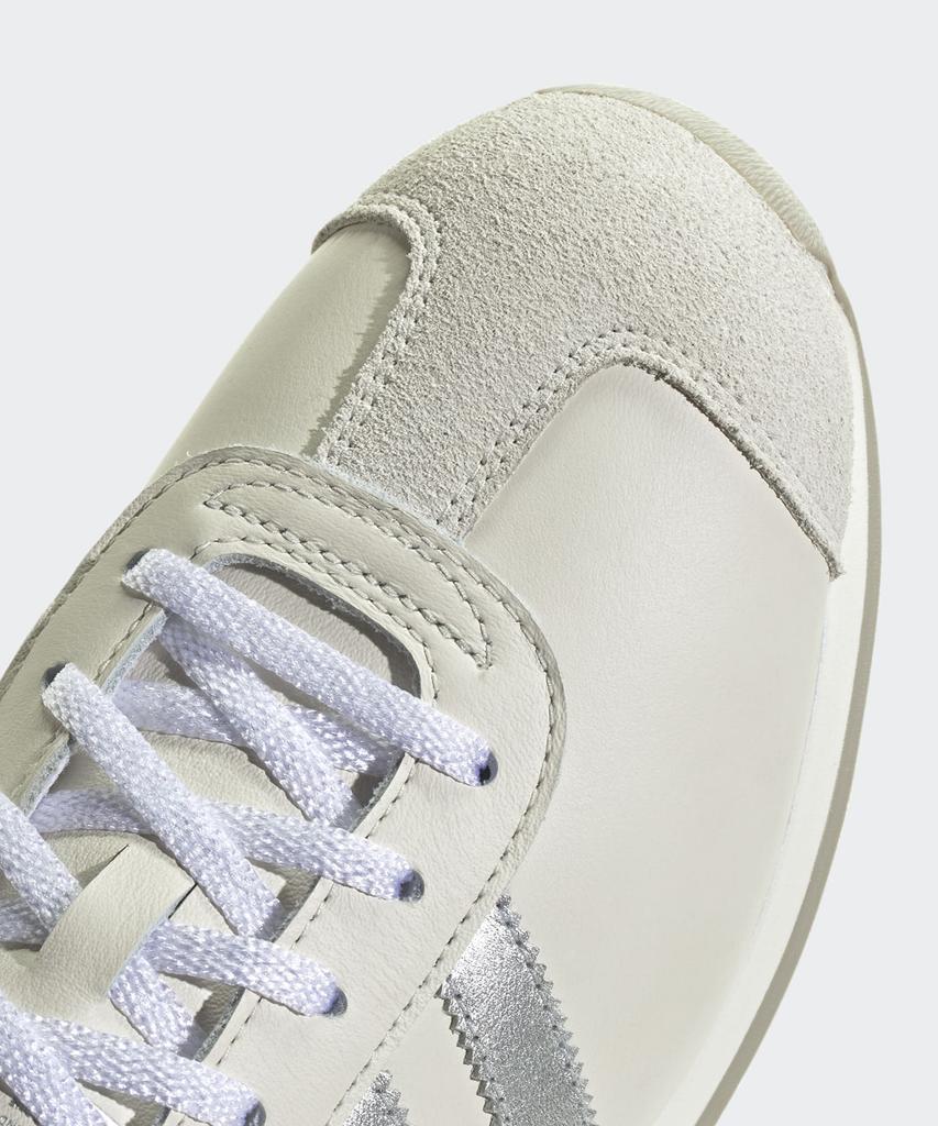 adidas Страна II - Кремовый:Серебристый / Jh5600