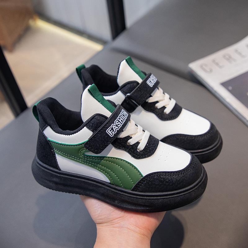 Boys and Girls Comfortable Sports Board Shoes Soft Bottom and Wear Resistance Casual Running