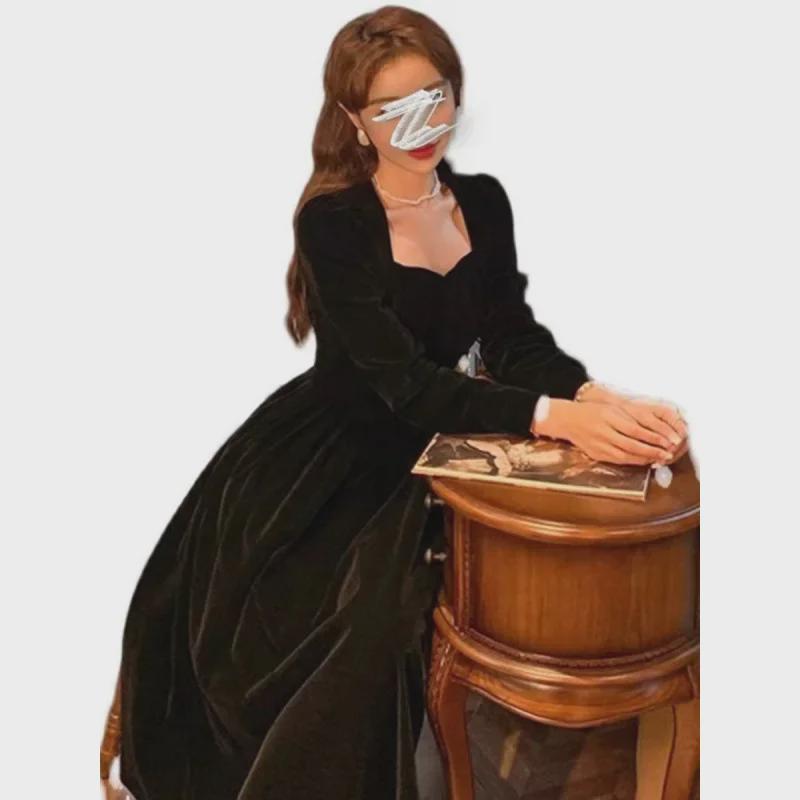 G French Hepburn Velvet Little Black Dress - 2024 Fall/Winter Elegant Waist-Defined Women's Style