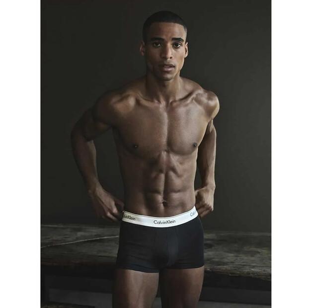 Calvin Klein 000NB2380A боксеры 3 шт.