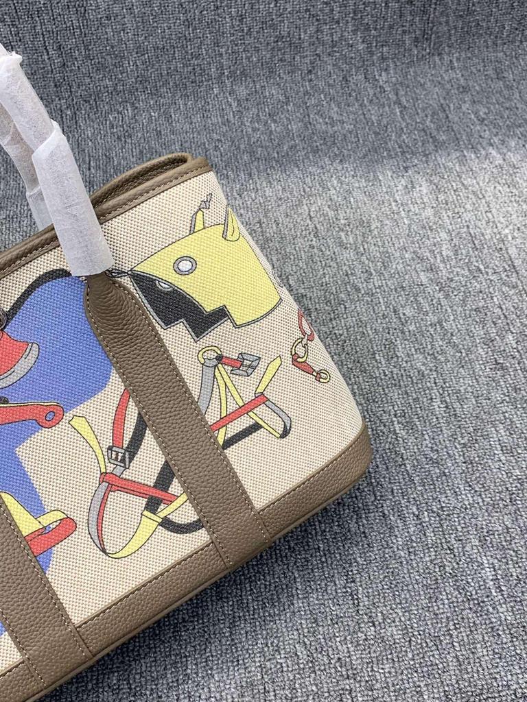 Сумка женская Doodle Garden ручной росписи из лоскутного шитья из коровьей кожи и льна - Сумка, на плечо, через плечо, 2025.