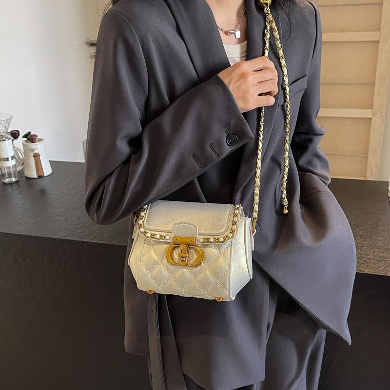 Bag Women's New Fashion Square Bag Niche Versatile Shoulder Messenger Bag