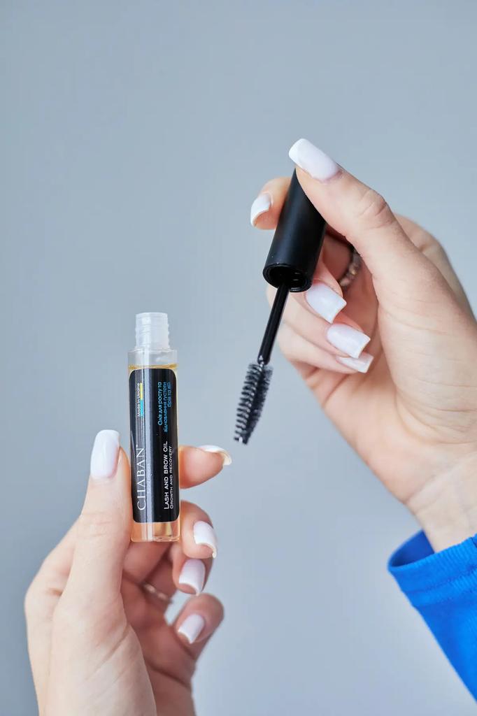 Oil for Growth and Restoration of Eyelashes Chaban 9 Ml
