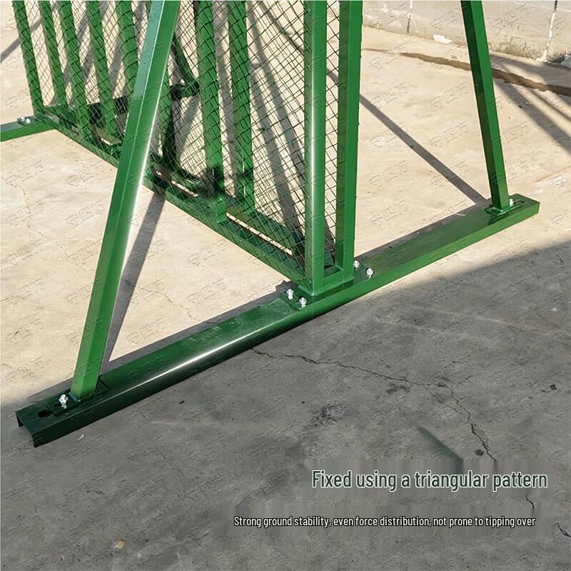 Steel Mesh Throwing Practice & Accuracy Trainer
