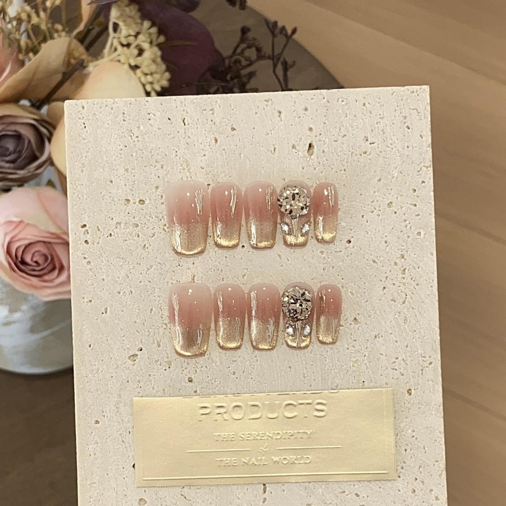 Naked Pink Gradient Golden Cat Eye Magic Mirror Powder Big Round Diamond Dawn Flower Removable Wearable Armor