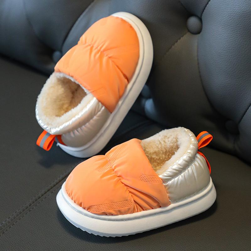 Детские зимние водонепроницаемые хлопковые тапочки, модные тапочки для малышей, мальчиков и девочек, нескользящая пятка, теплая плюшевая высокая домашняя обувь