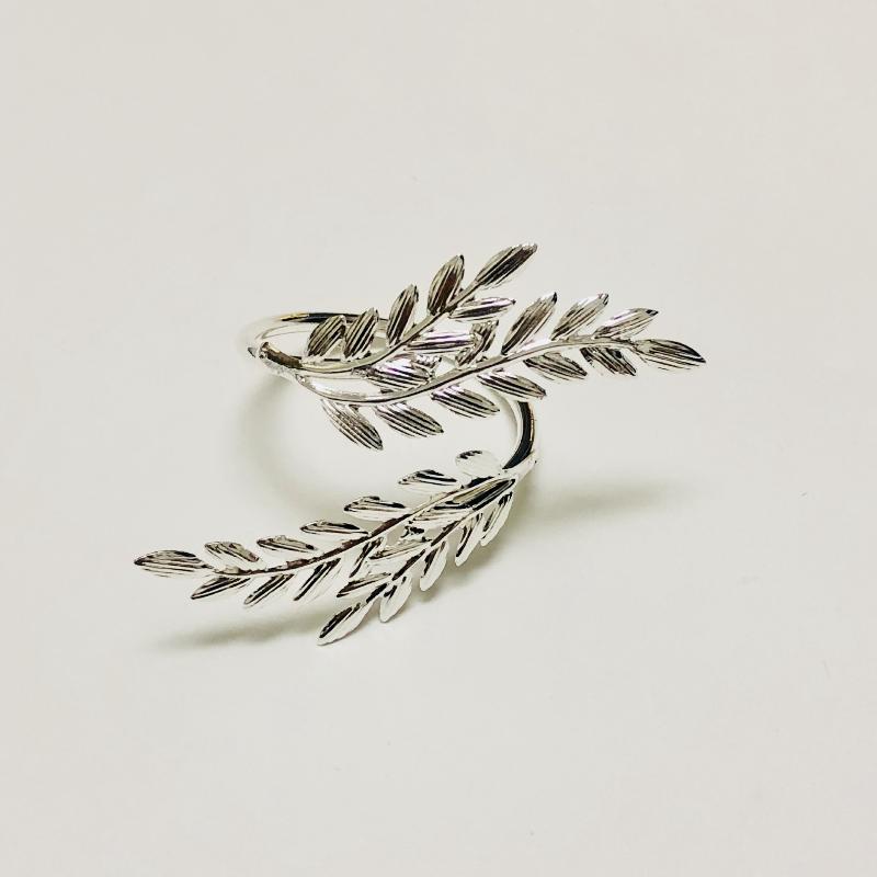 Stylish Gold Wheat Metal Leaf Napkin Rings Enhance Your Harvest Table Decor