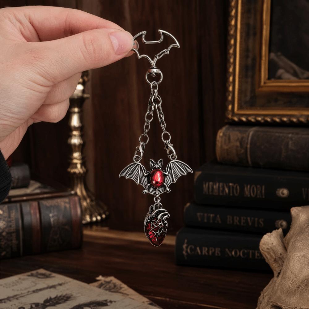 Dark Style Gothic Bag Pendant Exaggerated Halloween Charm Niche Personality Bat Keychain Cosplay