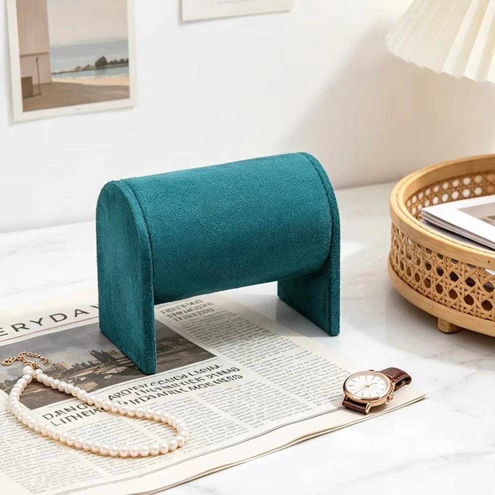 Small Pillow Shape Jewelry Display Stand Leather Headband Necklace Display Props Accessory Storage