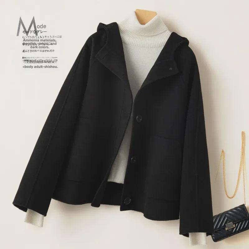 Petite Women's Hepburn-Style Black Wool Hooded Coat - Short, Double-Faced for 2024 Autumn/Winter