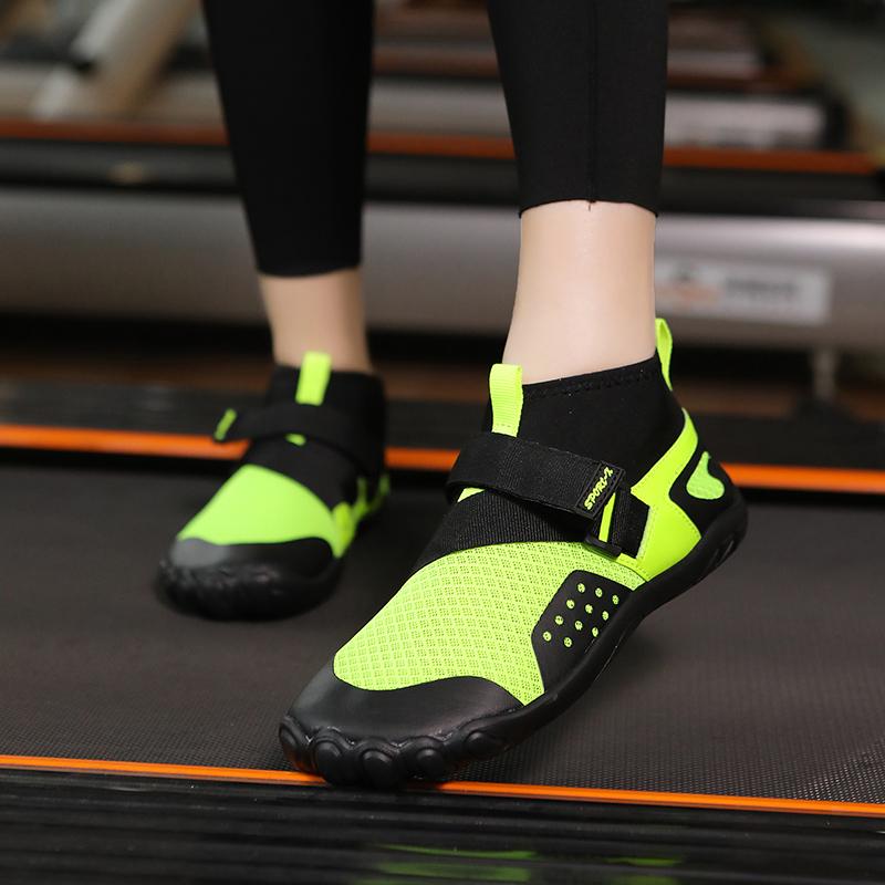 Water Shoes for Women Barefoot Beach Shoes Men Breathable Sport Shoe Quick Dry River Sea Aqua Shoes Sneakers Soft Beach Sneakers