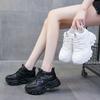 Женские кроссовки на танкетке 2025 новая универсальная маленькая обувь на толстой подошве удобная дышащая повседневная спортивная маленькая белая обувь
