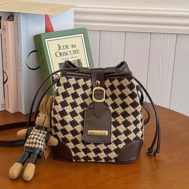 Женская сумка-ведро Niche Foreign Style Сумка через плечо Шерстяная клетчатая сумка-ведро Модная универсальная сумка-мессенджер