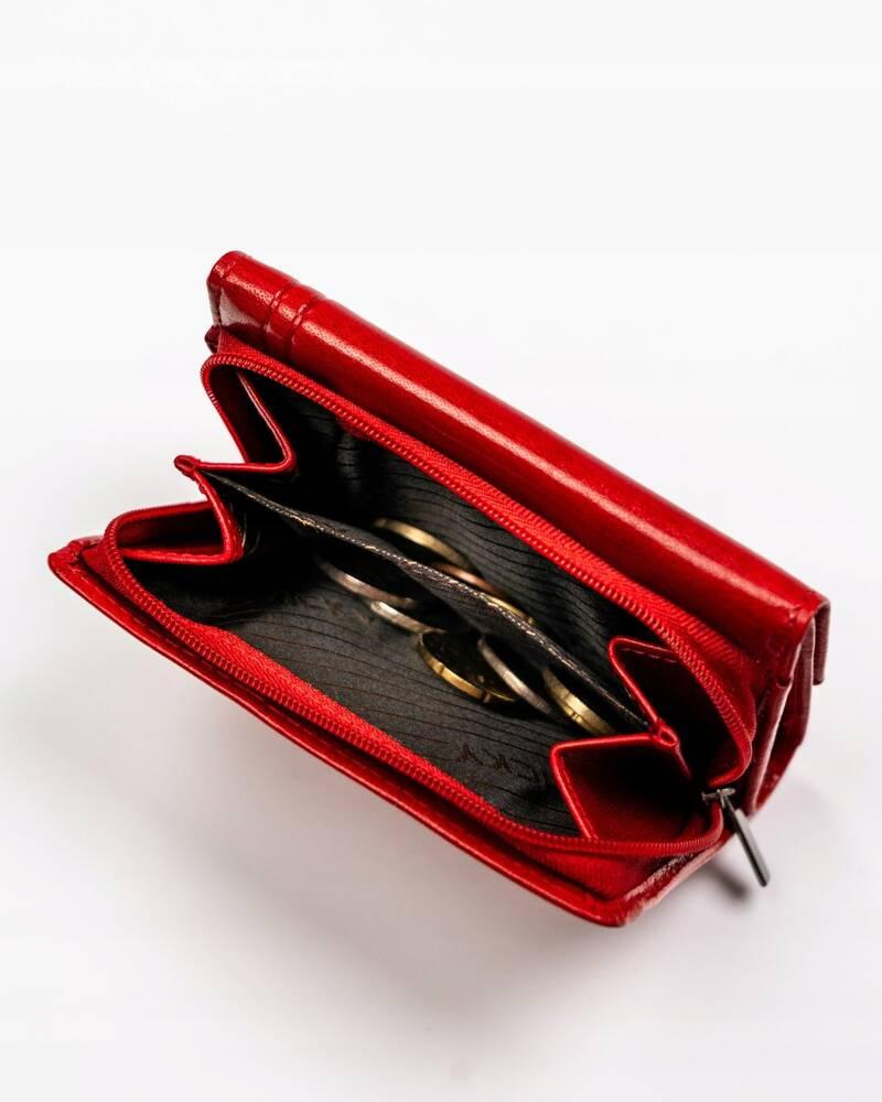 Women's wallet made of genuine leather with a snap closure - Rovicky