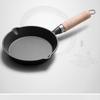 EDGING Cast Iron Frying Pan, Flat Bottom Pan for Home Use, Mini Egg Pan, Oil-Splattering Pan, Small Iron Pan, Uncoated Searing Pan for Breakfast, 16cm