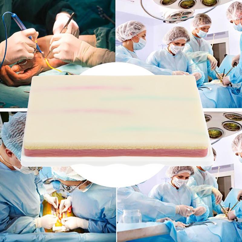 Модель для отработки навыков венепункции. Силиконовая учебная модель для наложения швов на кожу человека.