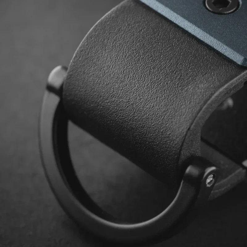 Многофункциональный металлический брелок с держателем AirTag для использования на открытом воздухе