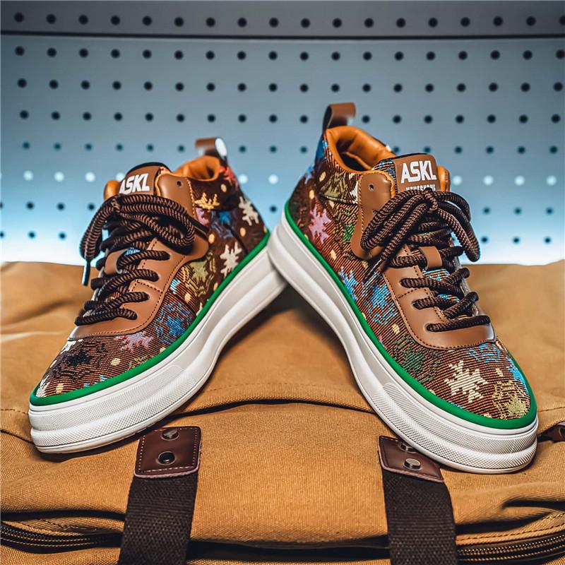 2025 Весна Новая обувь для мужчин Холщовые повседневные туфли Тренд Этнический стиль Плоские туфли для скейтборда Молодежные уличные Крутые кроссовки