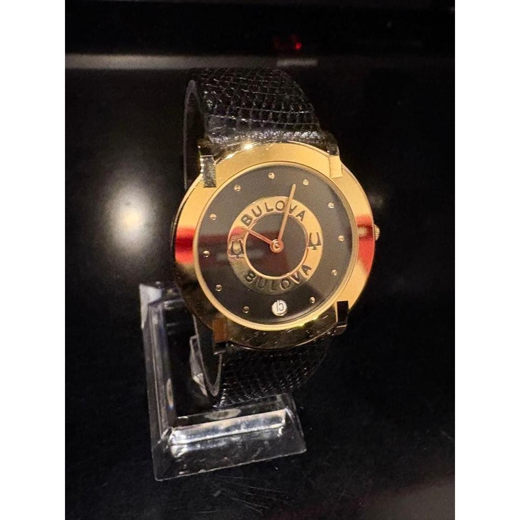 Использовал  (Редко) [Bulova] Кварцевые часы Bulova черные/золотые