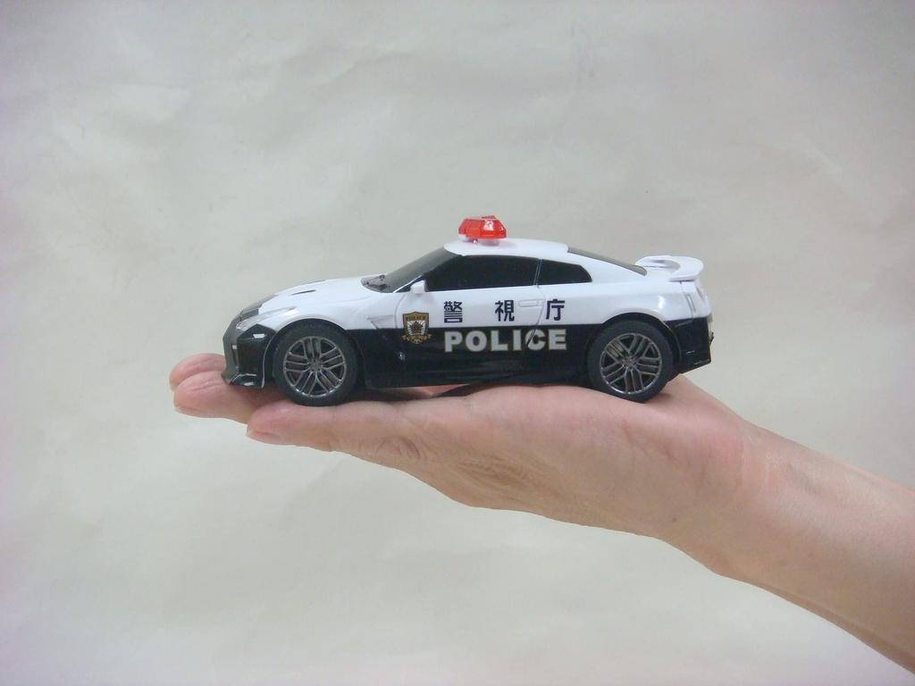 Jozen Light Drive Scale Radio Control Nissan Police 1/32 GT-R Car, White, JRVC125-WH