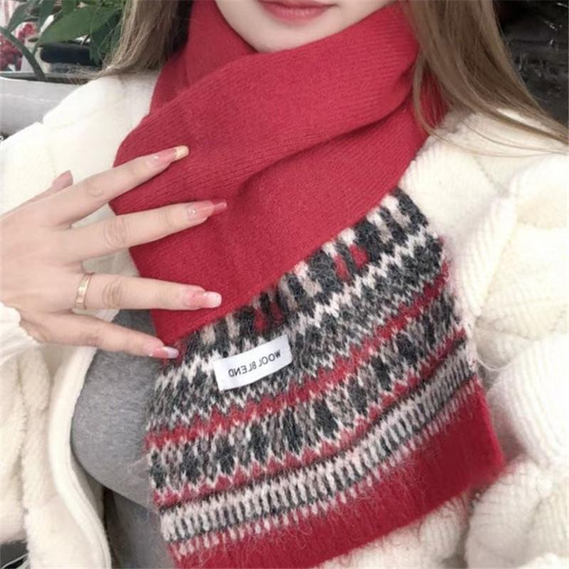 New Knitted Wool Blended Wool Scarf for Women Winter Christmas Gift Scarf Warm and Versatile Neck Protector Neck Scarf for Men