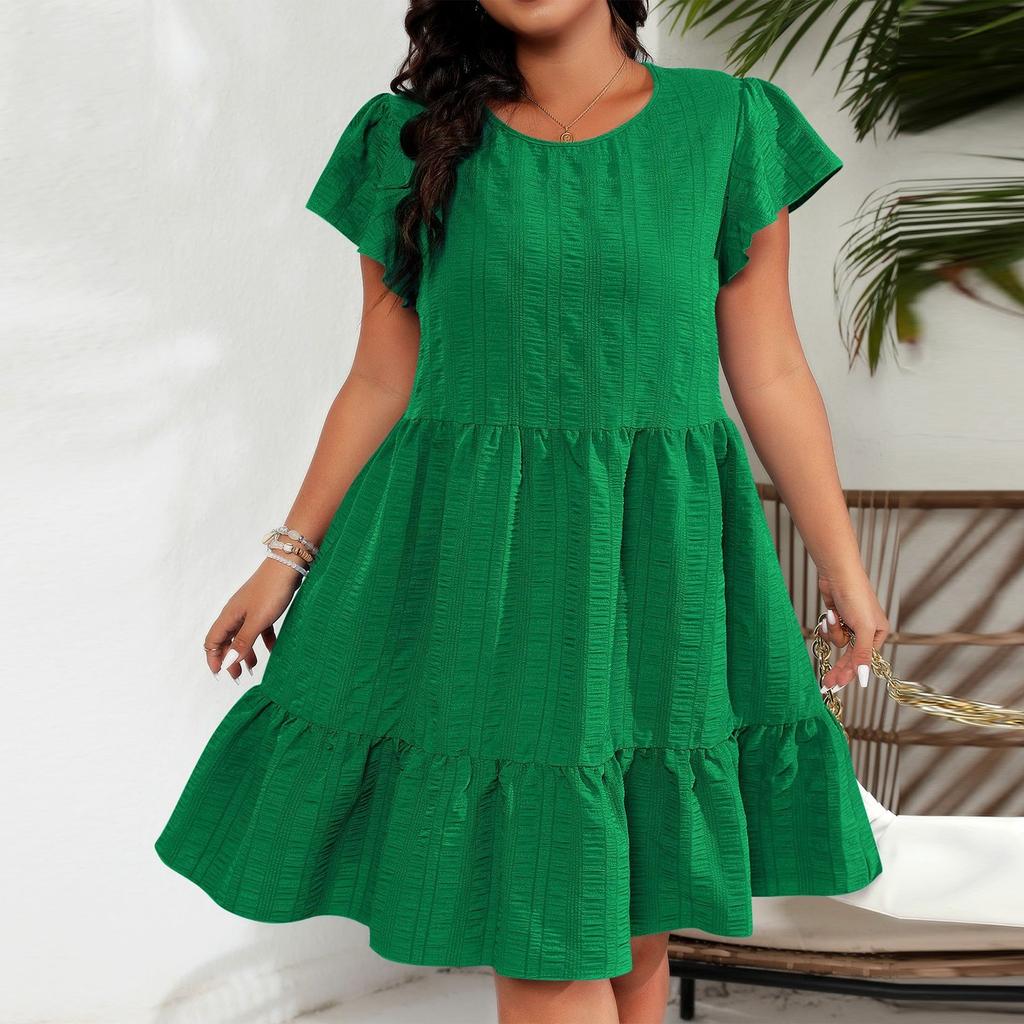 Женское большое однотонное платье с круглым вырезом и рюшами в праздничном стиле для отдыха