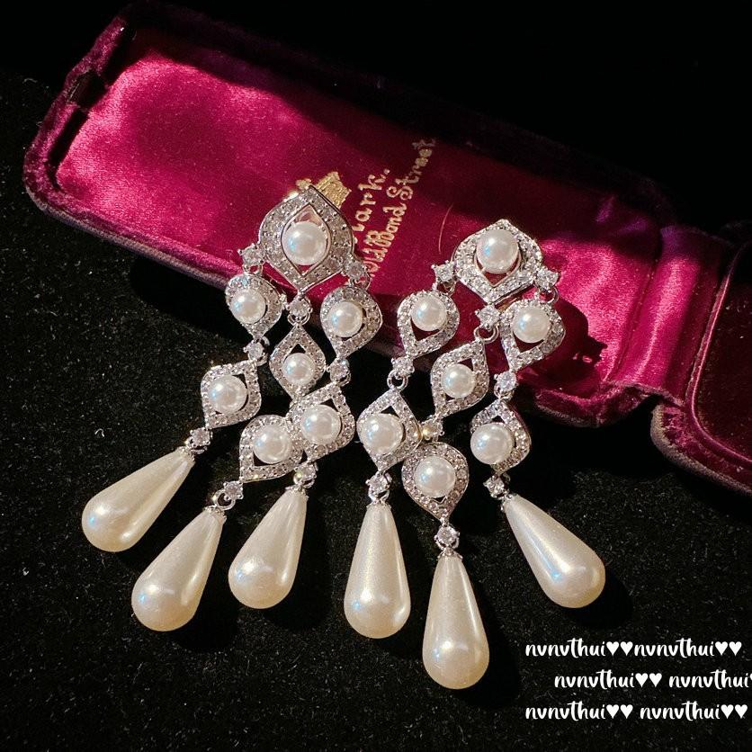 Серьги-капли с драгоценными камнями «Туманная Чаровница Камелия», Sotheby'S, серьги-капли с крупными цирконами из 18-каратного золота