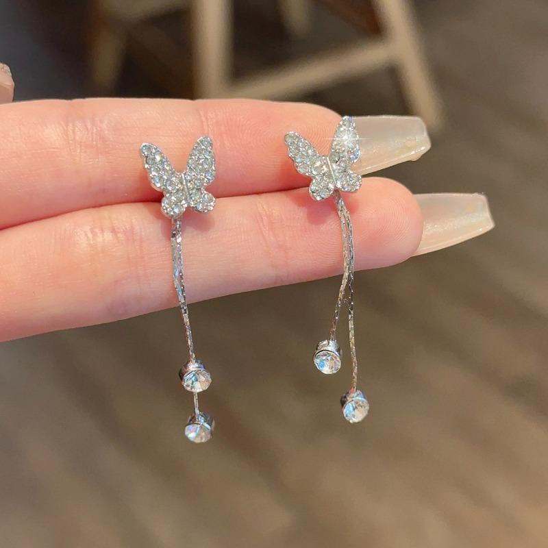 Длинные серьги с кисточками Женские Корейский Дизайн ДунДэмун Универсальные серьги