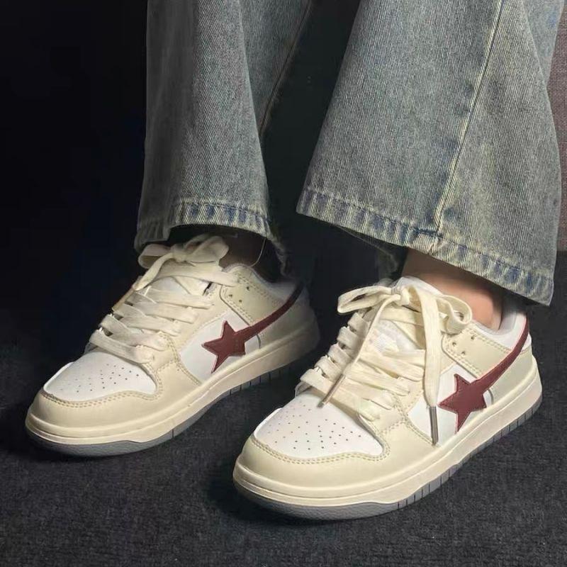 Dexun Shoes Women's 2025 Summer New Korean Version Versatile Little White Shoes Casual Soft Sole Super Fire Versatile Height Increasing Board Shoes