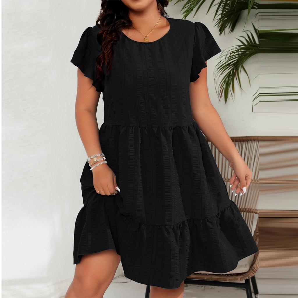 Женское большое однотонное платье с круглым вырезом и рюшами в праздничном стиле для отдыха