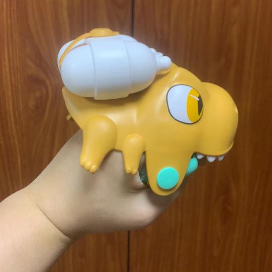 Практичная, простая в использовании, игровая, яркая, в форме крокодила, детская игрушка для разбрызгивания воды, распылитель