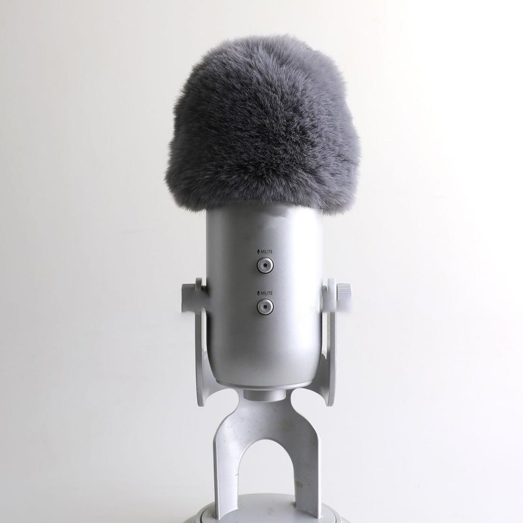 Ветрозащитный экран для микрофона, шумоподавляющий плюшевый пушистый чехол для подкастинга и потокового микрофона